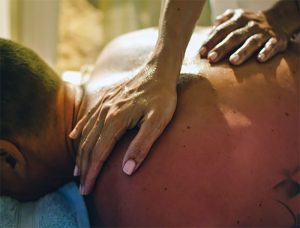 neck_back_massage_therapy_spa_ajman_the_elegance
