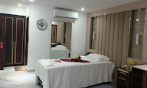 Allure Spa Premium 🌸 Indulge in the ultimate relaxation experience at Allure Spa Premium, your haven of peace and rejuvenation in the heart of Gulshan Avenue.
